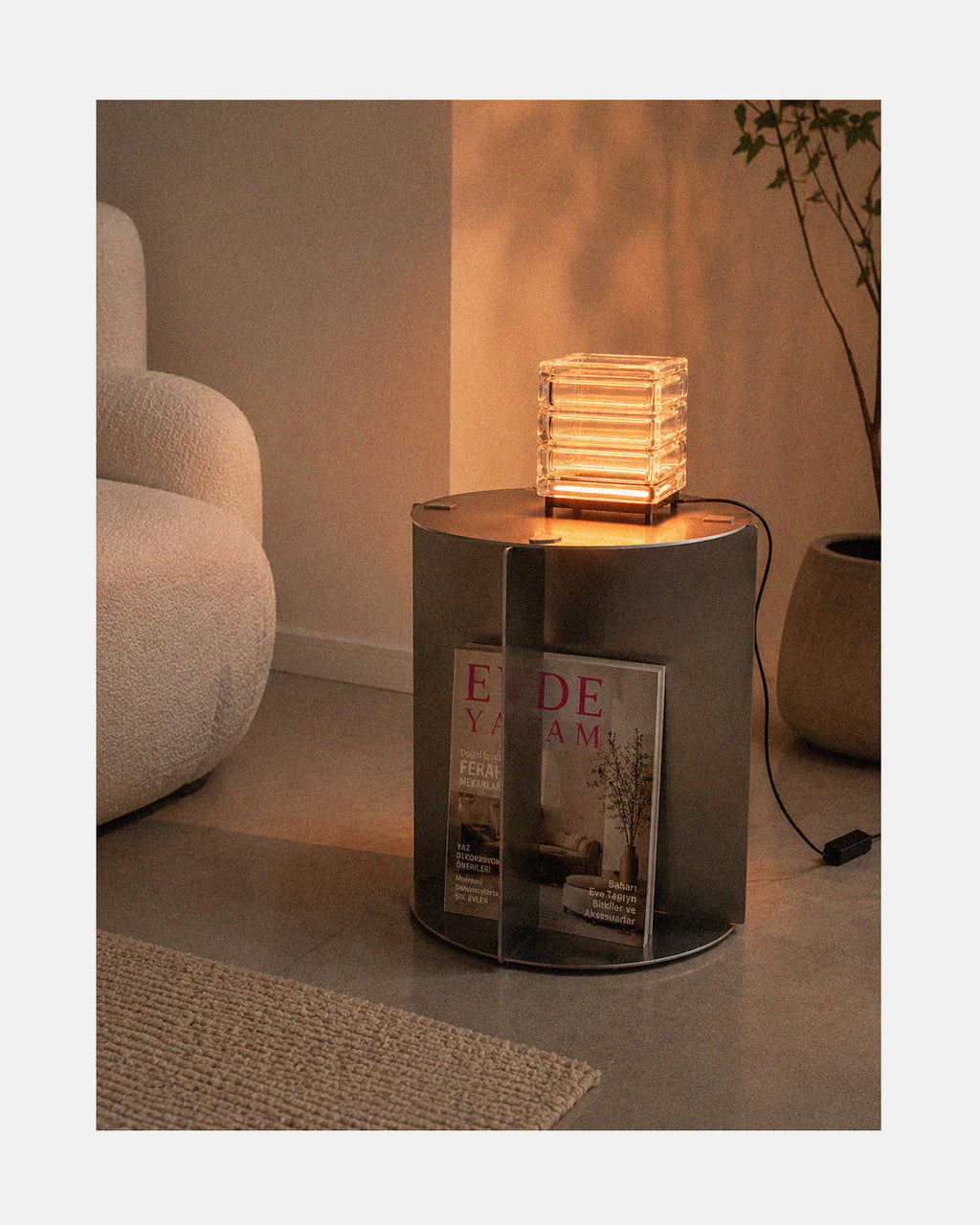 Form 04 / Side Table S.S